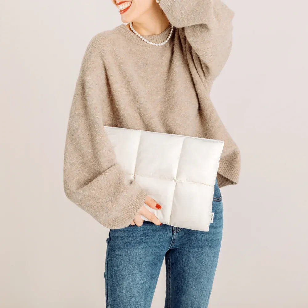 Bagella® Mıknatıslı Laptop Kılıfı